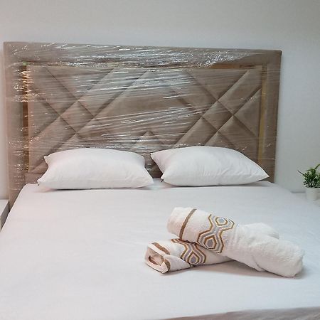 Amazing Appartement " Avec Climatisation " Au Centre Ville En Face Hilton & Gare Train De Tgv De Tanger 2N Ταγγέρη Εξωτερικό φωτογραφία