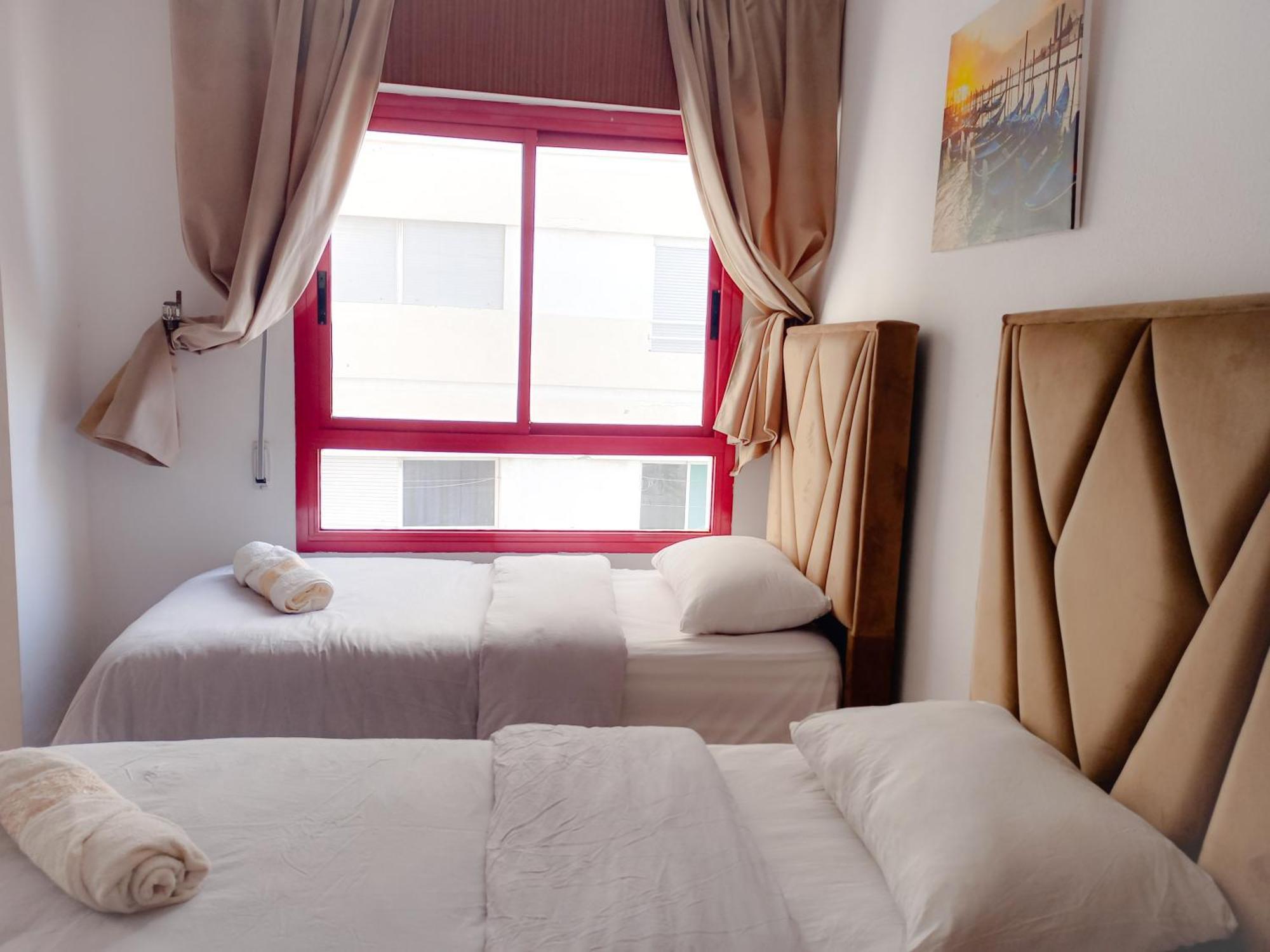 Amazing Appartement " Avec Climatisation " Au Centre Ville En Face Hilton & Gare Train De Tgv De Tanger 2N Ταγγέρη Εξωτερικό φωτογραφία